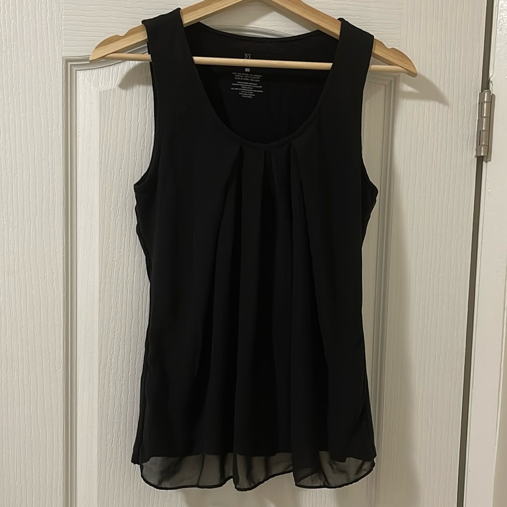 (S) NY & Co. flowy sleeveless blouse